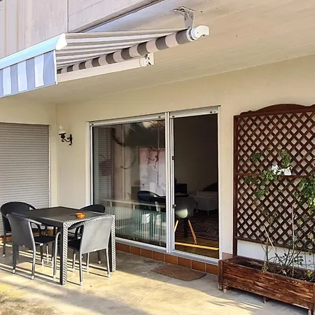 Wohlfuehlwohnung Sonnenterrasse E Auto Ladestation Апартаменты Гренцах-Вилен